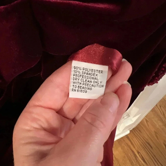 RICKIE FREEMAN FOR TERI JON Mock-Neck Long-Sleeve Stretch Velvet Dress Bead Trim - Picture 7 of 7